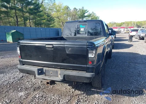 2011 Ford Ranger Sport z USA, uszkodzony, nr VIN 1FTLR4FE9BPB07796